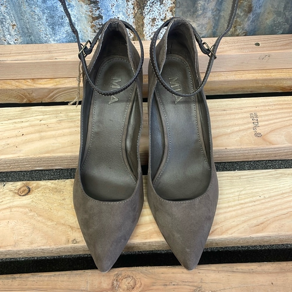 MIA Baileyy Suede High Heels